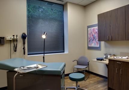MR2 Seton Medical Exam Room (1)