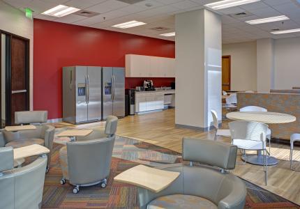 MCS University of Phoenix Interior (18)